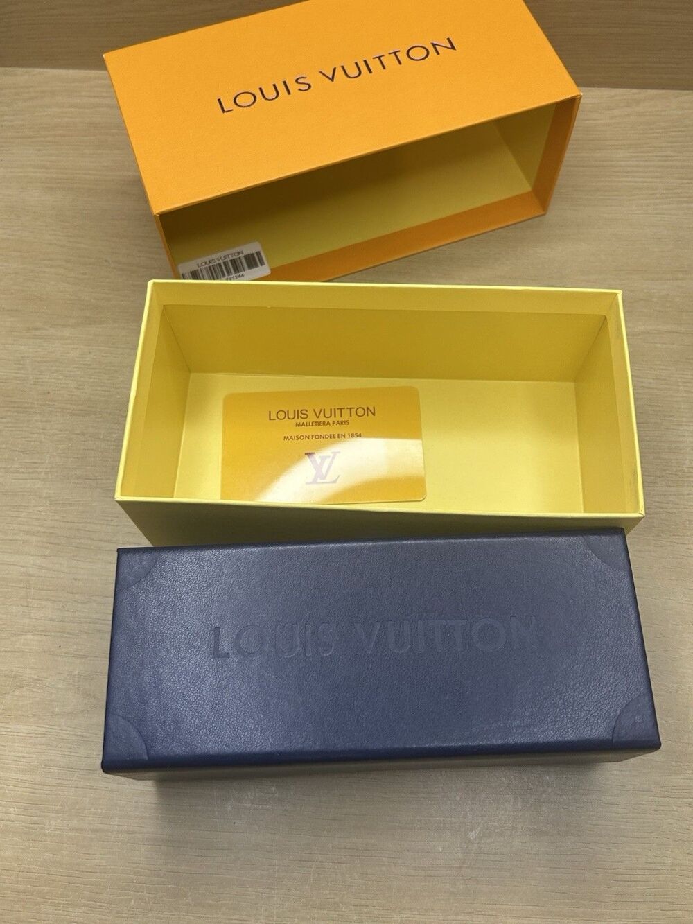 Louis Vuitton Z2130U Monogram Sunglasses - Picture 13 of 14